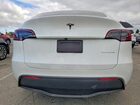2024 Tesla Model Y White vin: 7SAYGAEE0RF984681