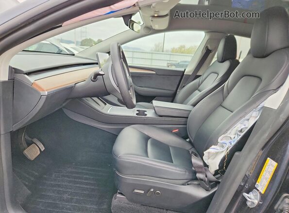 7SAYGAEE1SF287753 2025 TESLA MODEL Угольный Вид салона спереди