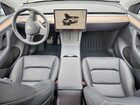 2025 Tesla Model Y Угольный vin: 7SAYGAEE1SF287753