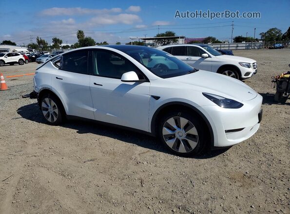 7SAYGAEE3PF621286 2023 TESLA MODEL Белый Передняя правая четверть