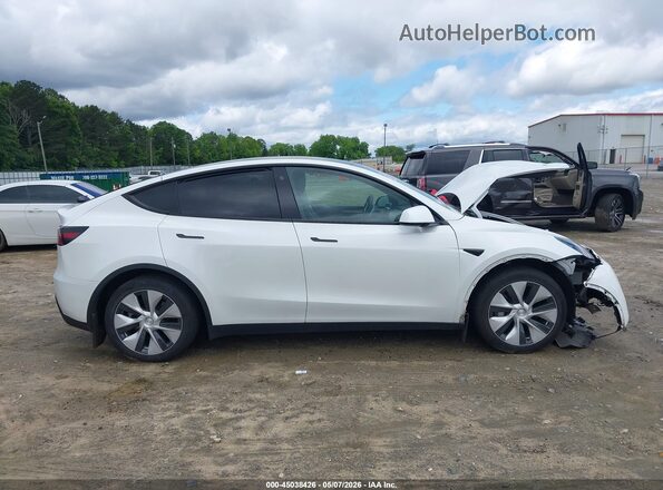 7SAYGAEE4PF769737 2023 TESLA MODEL Y White Vista interior de 360 grados
