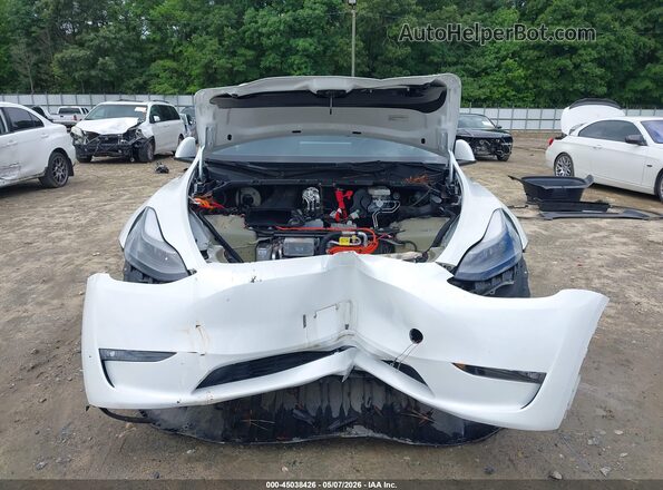 7SAYGAEE4PF769737 2023 TESLA MODEL Y White Vista interior trasera