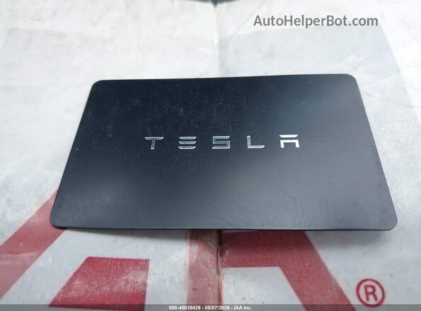 7SAYGAEE4PF769737 2023 TESLA MODEL Y White Vista del salpicadero
