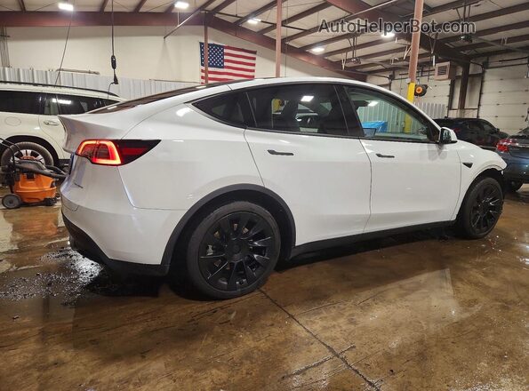 7SAYGAEE4RF176558 2024 TESLA MODEL White Rear right