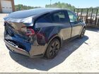 2025 Tesla Model Y Long Range Dual Motor All-wheel Drive Gray vin: 7SAYGAEE4SF230737