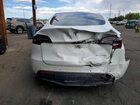 2022 Tesla Model Y Белый vin: 7SAYGAEE5NF338174