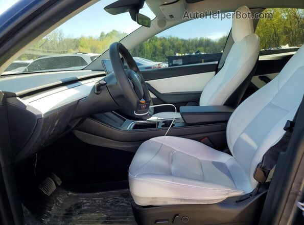 7SAYGAEE6NF490237 2022 TESLA MODEL Серый Вид салона спереди
