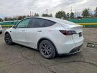 2024 Tesla Model Y Белый vin: 7SAYGAEE6RF191837