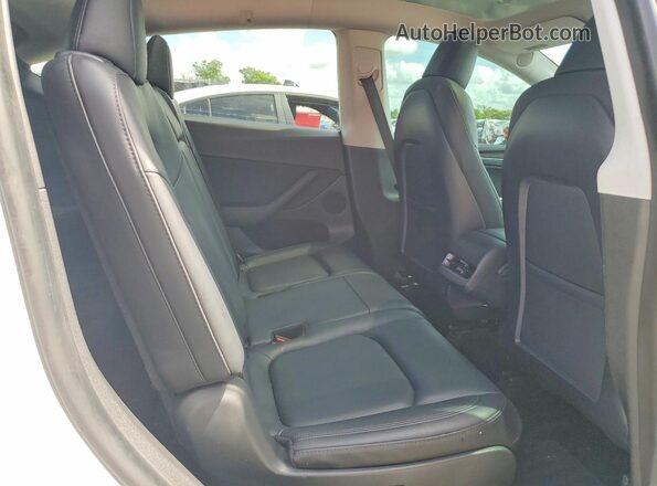7SAYGAEE8PF669737 2023 TESLA MODEL Белый Вид задних сидений