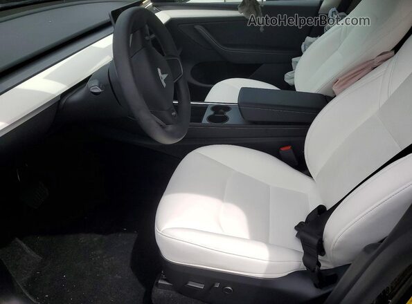 7SAYGAEE8SF293114 2025 TESLA MODEL Black Vista interior delantera
