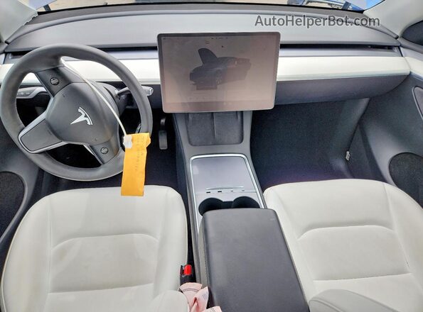 7SAYGAEE9PF865251 2023 TESLA MODEL Gray Widok deski rozdzielczej