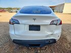 2023 Tesla Model Y Белый vin: 7SAYGAEEXPF598556