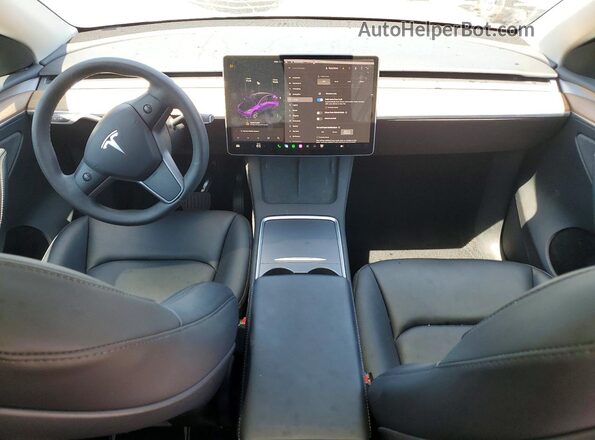 7SAYGAEEXPF946324 2023 TESLA MODEL Белый Вид панели приборов
