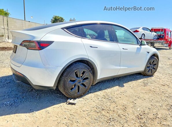 7SAYGDED0RF118813 2024 TESLA MODEL Белый Задняя правая четверть