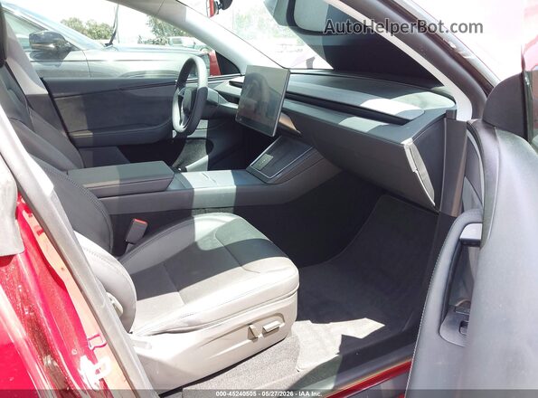 7SAYGDED0TF426491 2026 TESLA MODEL Y Red Widok wnętrza z przodu