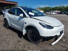 2023 Tesla Model Y Rwd White vin: 7SAYGDED1PF915696
