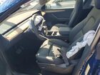 2024 Tesla Model Y Blue vin: 7SAYGDED1RA333405