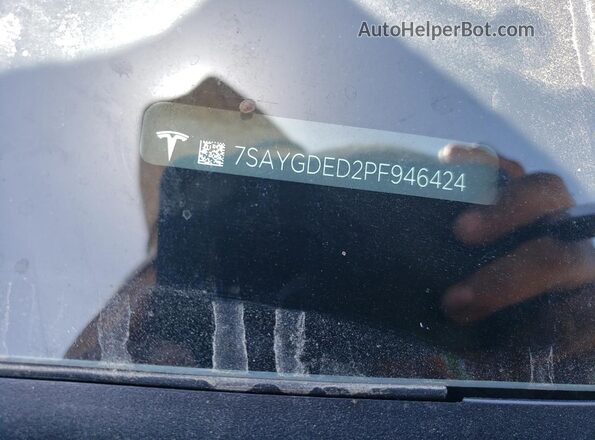 7SAYGDED2PF946424 2023 TESLA MODEL Gray Vista del compartimento del motor