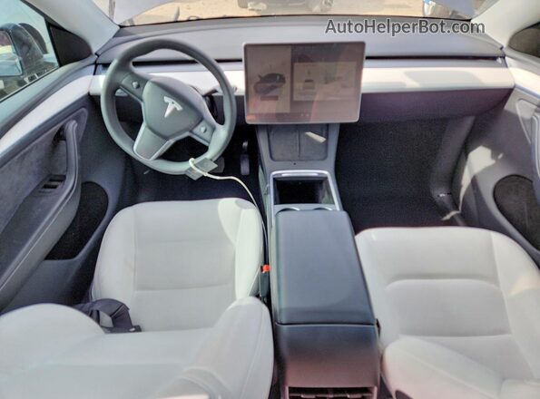7SAYGDED2RA334658 2024 TESLA MODEL Gray Dashboard view