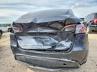 2024 Tesla Model Y Gray vin: 7SAYGDED2RA334658