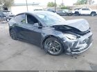 2025 Tesla Model Y Long Range Dual Motor Rear-wheel Drive Gray vin: 7SAYGDED2SF279122