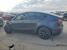 2024 Tesla Model Y Gray vin: 7SAYGDED4RF154410