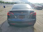 2024 Tesla Model Y Gray vin: 7SAYGDED4RF154410