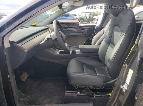 7SAYGDED4RF154410 2024 TESLA MODEL Gray Вид салону спереду