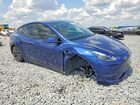 2025 Tesla Model Y Blue vin: 7SAYGDED4SF249216
