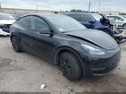 2024 Tesla Model Y   Gray vin: 7SAYGDED5RA321807