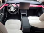 2024 Tesla Model Y Pink vin: 7SAYGDED5RF009814