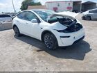 2026 Tesla Model Y Premium Rear-wheel Drive/rear-wheel Drive White vin: 7SAYGDED5TA658811
