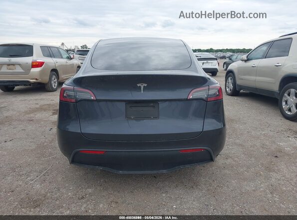 7SAYGDED6RA304238 2024 TESLA MODEL Y Gray 