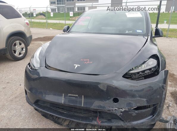 7SAYGDED6RA304238 2024 TESLA MODEL Y Gray უკანა ხედი