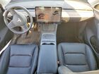 2024 Tesla Model Y White vin: 7SAYGDED6RA334582