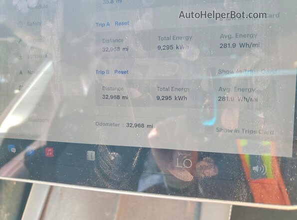 7SAYGDED6RF042921 2024 TESLA MODEL Gray ხელსაწყოთა პანელის ხედი