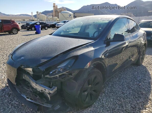 7SAYGDED6SF231266 2025 TESLA MODEL Gray Vista tres cuartos delantera izquierda