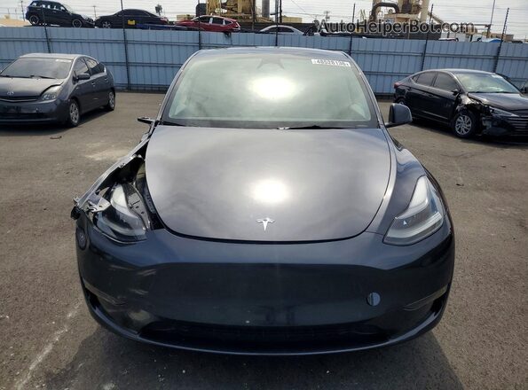7SAYGDED7RF107114 2024 TESLA MODEL Серый Вид спереди