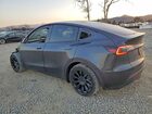 2024 Tesla Model Y Silver vin: 7SAYGDED7RF113298