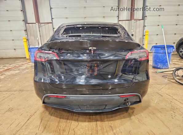 7SAYGDED7SF241191 2025 TESLA MODEL Black Вид ззаду