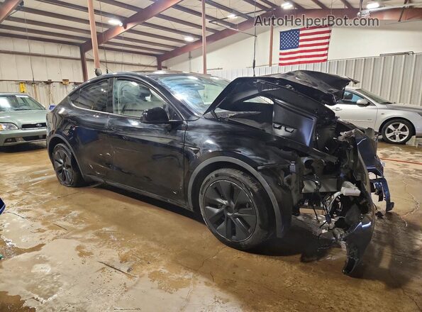 7SAYGDED7SF241191 2025 TESLA MODEL Black Передня права чверть