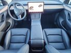 2025 Tesla Model Y Gray vin: 7SAYGDED7SF317721