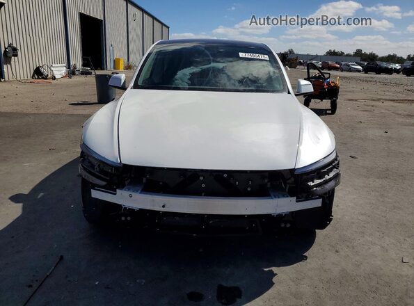 7SAYGDED9TA459180 2026 TESLA MODEL White Front view