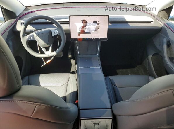 7SAYGDED9TA459180 2026 TESLA MODEL White Dashboard view