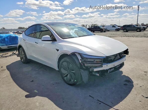 7SAYGDED9TA459180 2026 TESLA MODEL White Front right