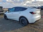 2022 Tesla Model Y White vin: 7SAYGDEE0NA018310