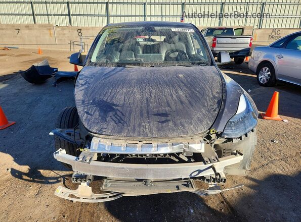 7SAYGDEE0PA123285 2023 TESLA MODEL Gray Widok z przodu
