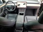 2024 Tesla Model Y Black vin: 7SAYGDEE0RA221963