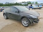 2024 Tesla Model Y Black vin: 7SAYGDEE0RA221963