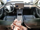 2024 Tesla Model Y Blue vin: 7SAYGDEE0RF198140